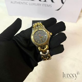 (Category: ) located in . Submitted by luxxyluxuryitems (Listing ID 1165801020, Image 1). Description: .