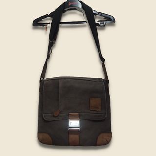 (Kategori: ) berada di . Dikirim oleh dds_a (ID iklan 1165816738, Gambar 1). Deskripsi: .