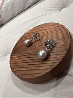 Tory Burch 珍珠耳環 pearl earring64206169940098110