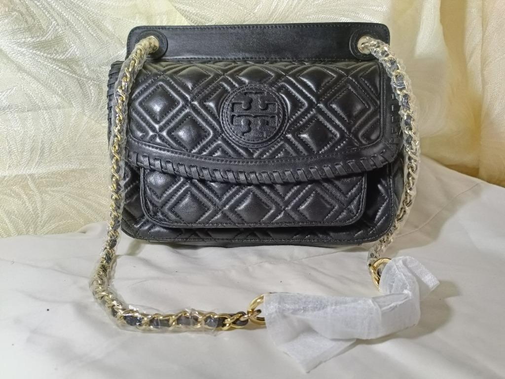 Tory burch black purse with gold chain hotsell