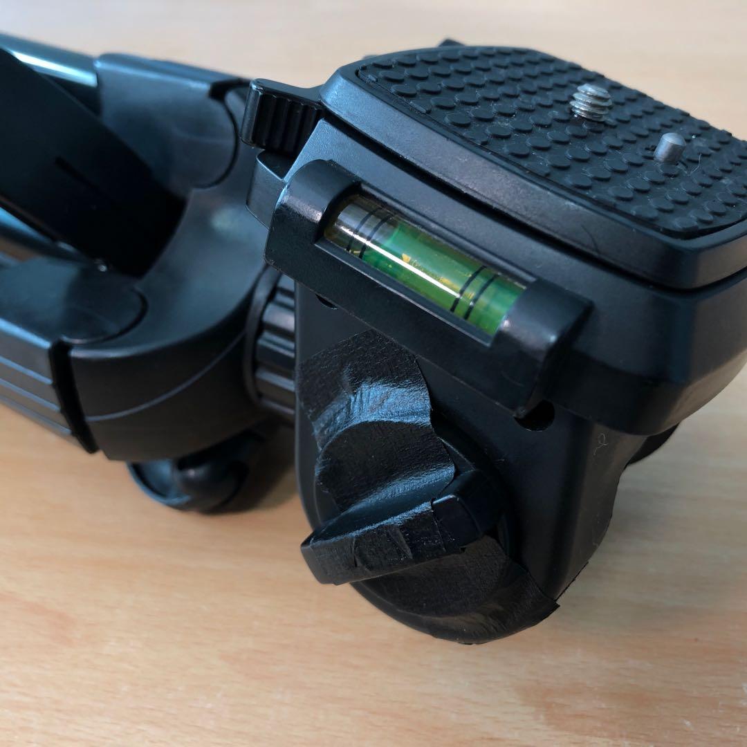 Video Pan Tilt Tripod With Spirit Level, Levelling Feet, rotation for