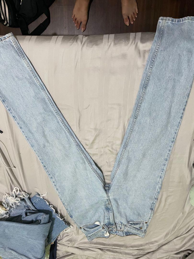 Vintage Levis 512 Straight Leg Slim Fit Light Wash Jeans Women s Fashion Bottoms Jeans Leggings on Carousell