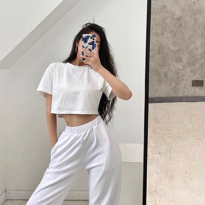 White /Black structured box crop top 