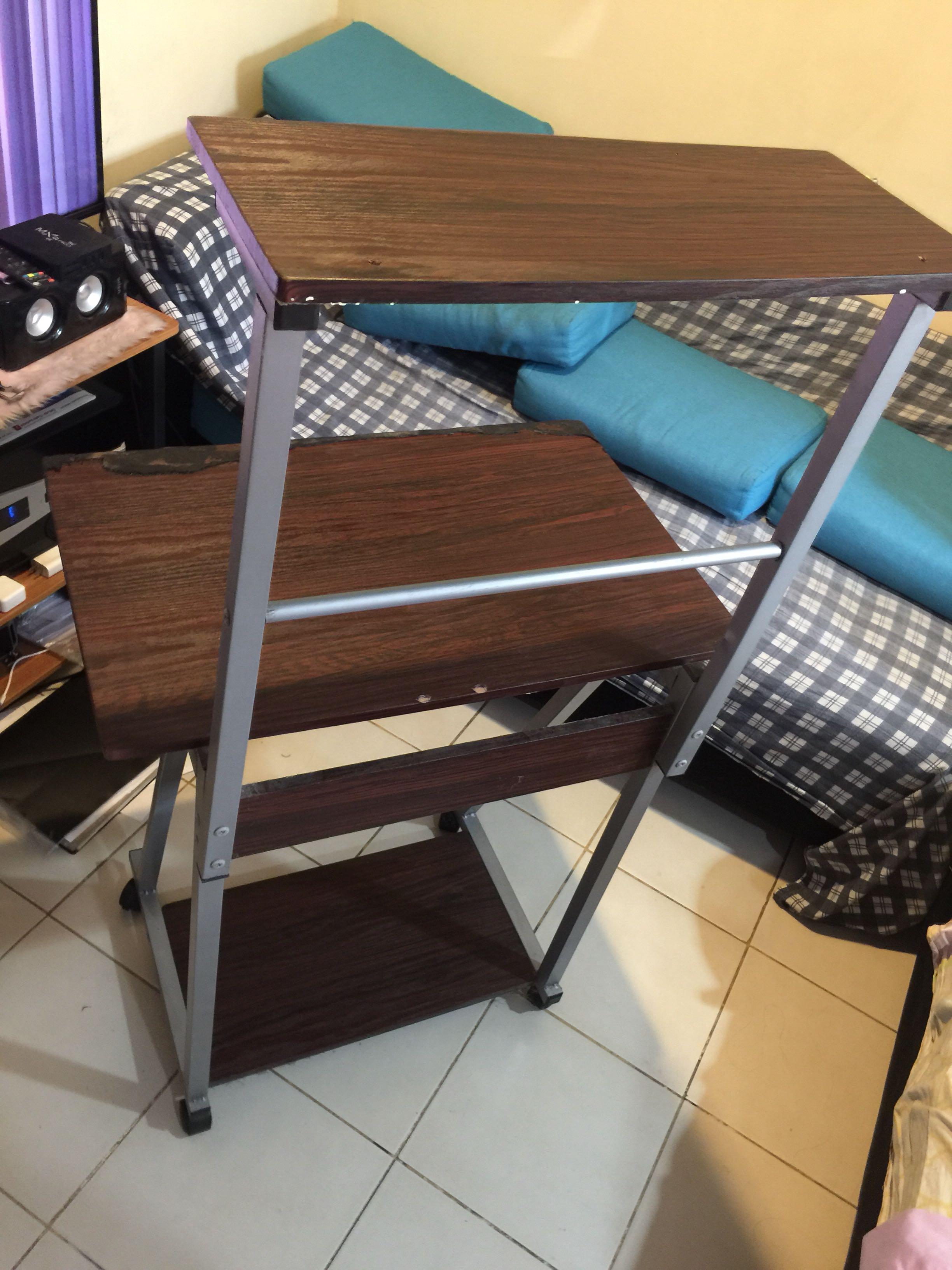 2nd hand Computer table, Furniture & Home Living, Office Furniture