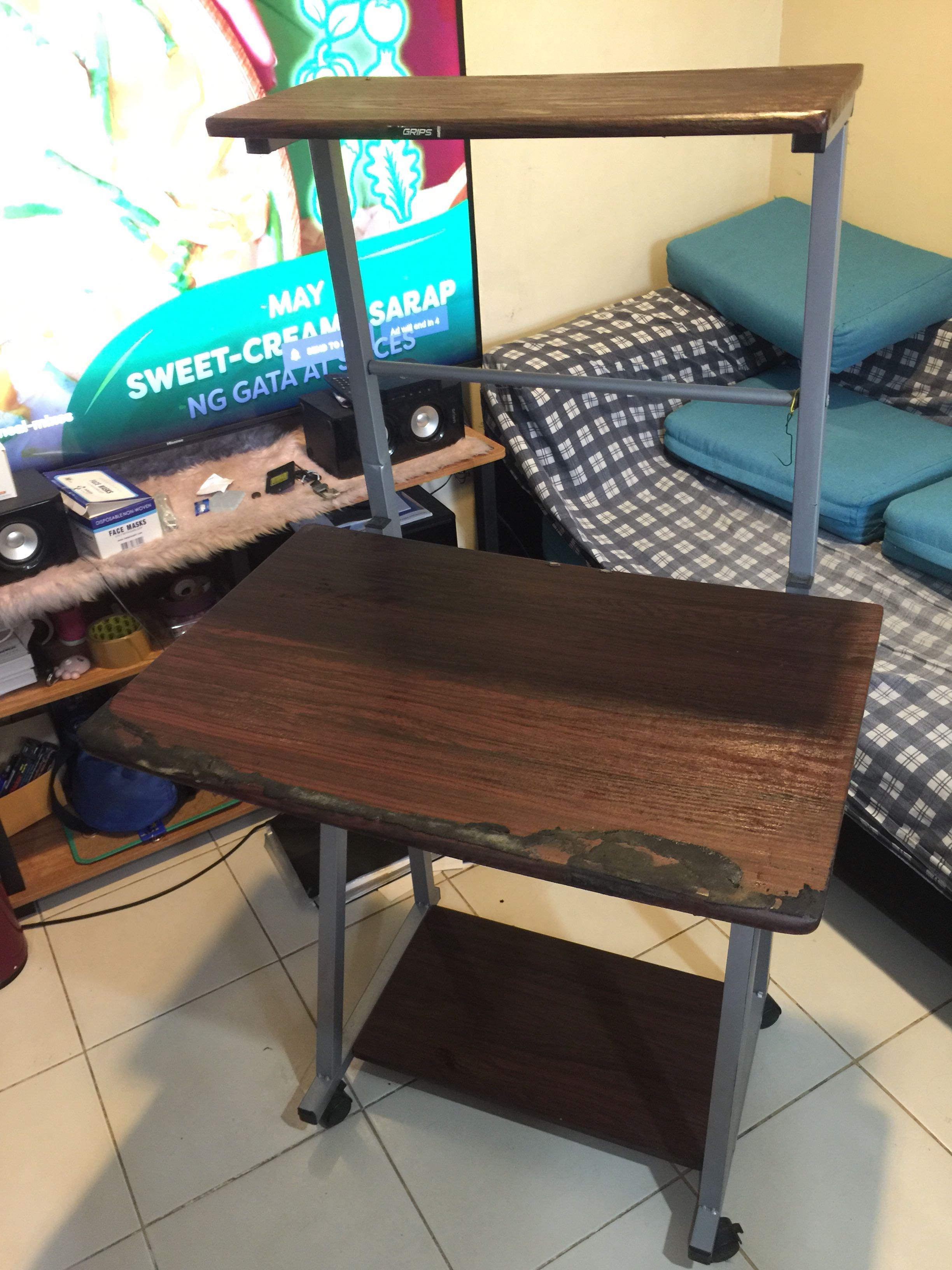 2nd hand Computer table, Furniture & Home Living, Office Furniture