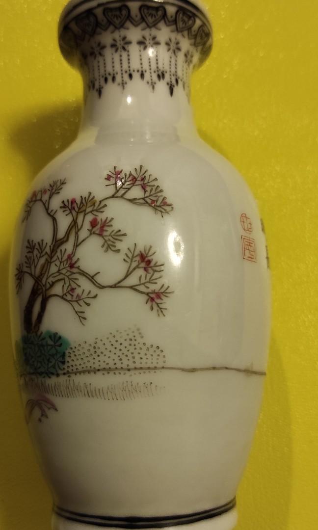 懷舊古董景德鎮花瓶, 興趣及遊戲, 收藏品及紀念品, 古董收藏- Carousell