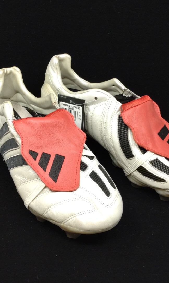 全新Adidas Predator Mania SG Boots US10 2002日韓世界盃款式, 男裝