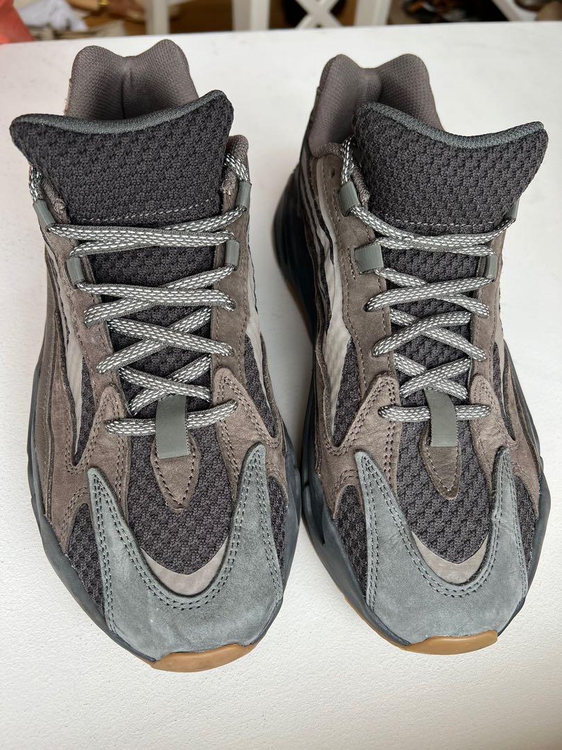 Adidas yeezy boost 700 v2 top