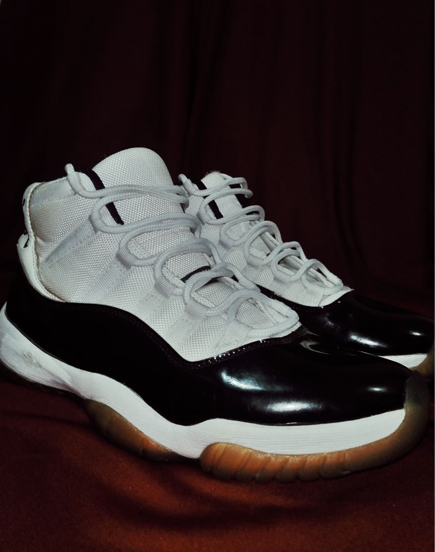 concord 11 yellow bottom