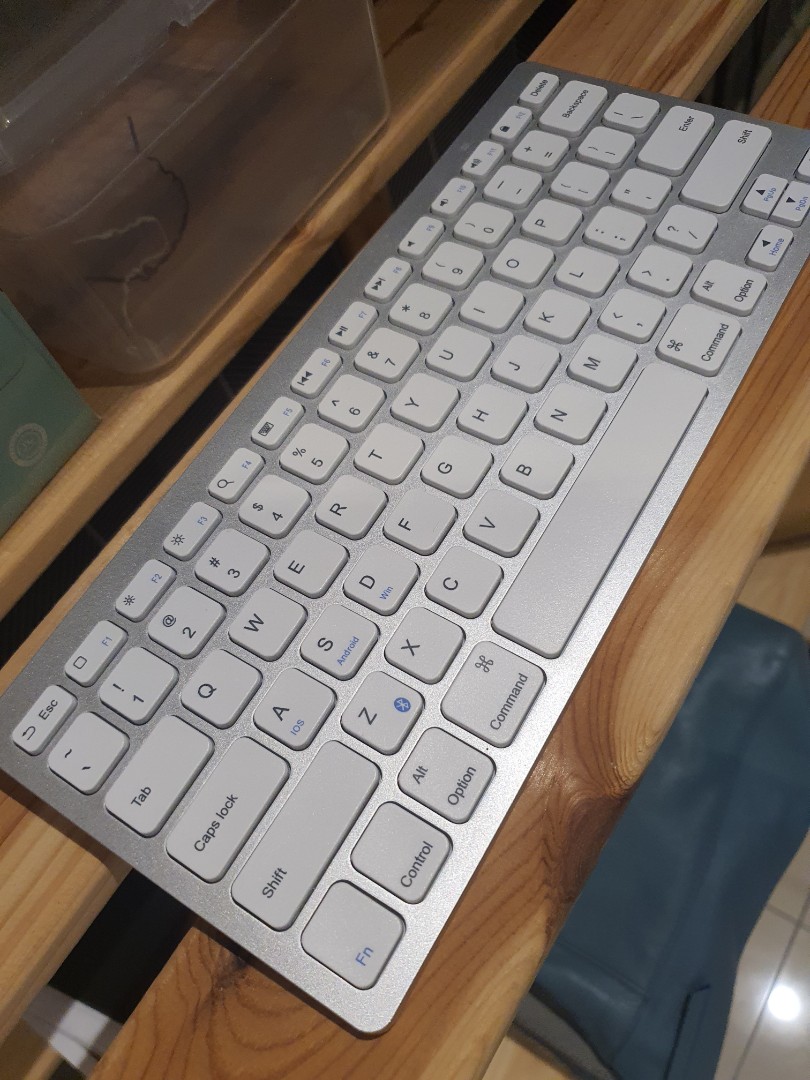 Anker A7726 Bluetooth Keyboard, Computers & Tech, Parts & Accessories