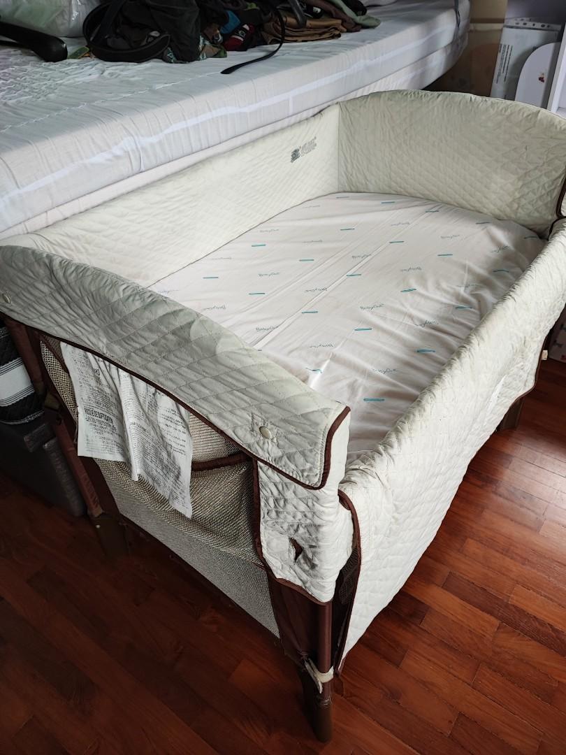 Arm's reach ideal cosleeper, Babies & Kids, Baby Nursery & Kids