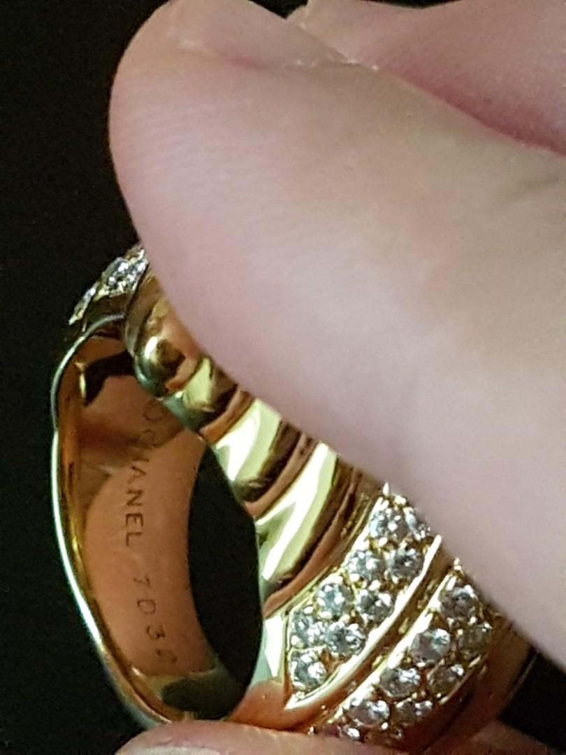 Gold discount seashell ring
