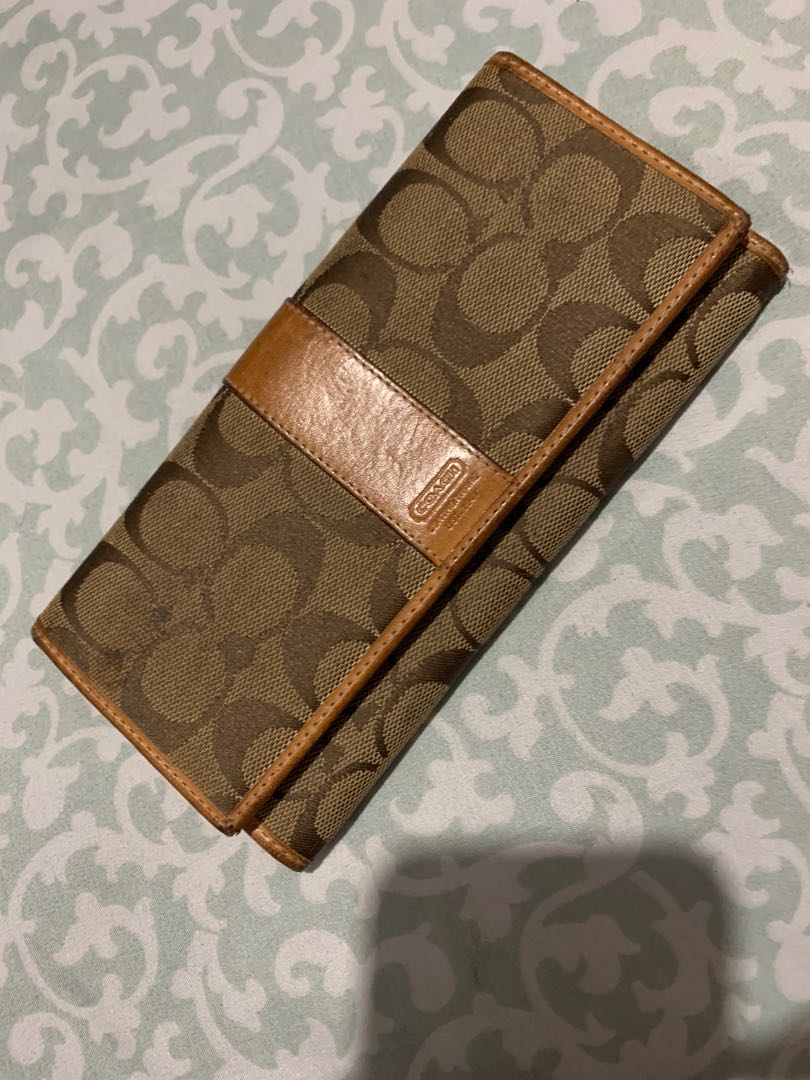 Coach Long Wallet, Women's Fashion, Bags & Wallets, Wallets & Card