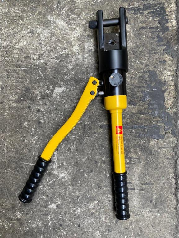 Crimping Tool (Category: Construction Tools & Equipment) located in Manila. Submitted by 09150361920ronvillaflor (Listing ID 1165864495, Image 3). Description: Crimping Tool Specs: 300mm Brand: Showa Price: 4,000 Welcome to "Takezo Industrial Supply" (BIR ACCREDITED) For inquiries GLOBE:📞 ☎ 0915-036-1920 VIBER:📞 ☎ 0915-036-1920 Email me@ 📫 📑 r-o-n-.-t-a-k-e-z-o-i-n-d-u-s-t-r-i-a-l-@-g-m-a-i-l-.-c-o-m Check my Carousell: https://www.carousell.