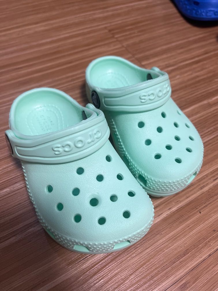 Crocs c7 mint green, Babies & Kids, Babies & Kids Fashion on Carousell