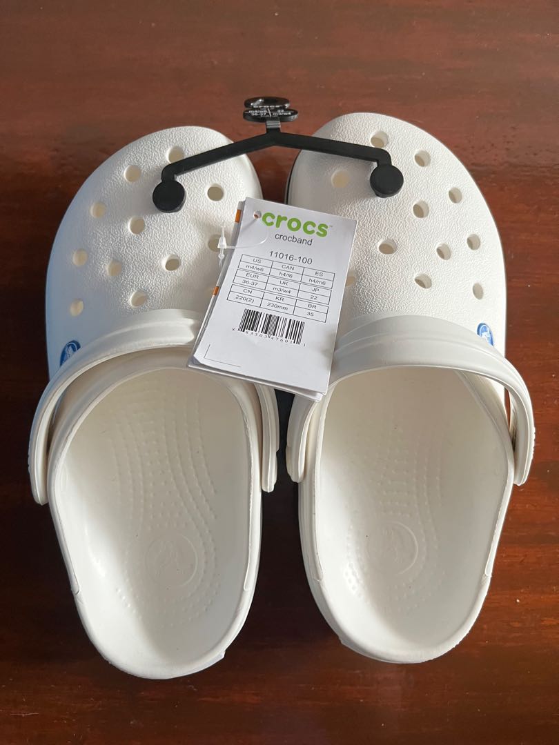 Crocs Unisex Crocband White Clogs US Size 6, Women's Fashion, Footwear ...