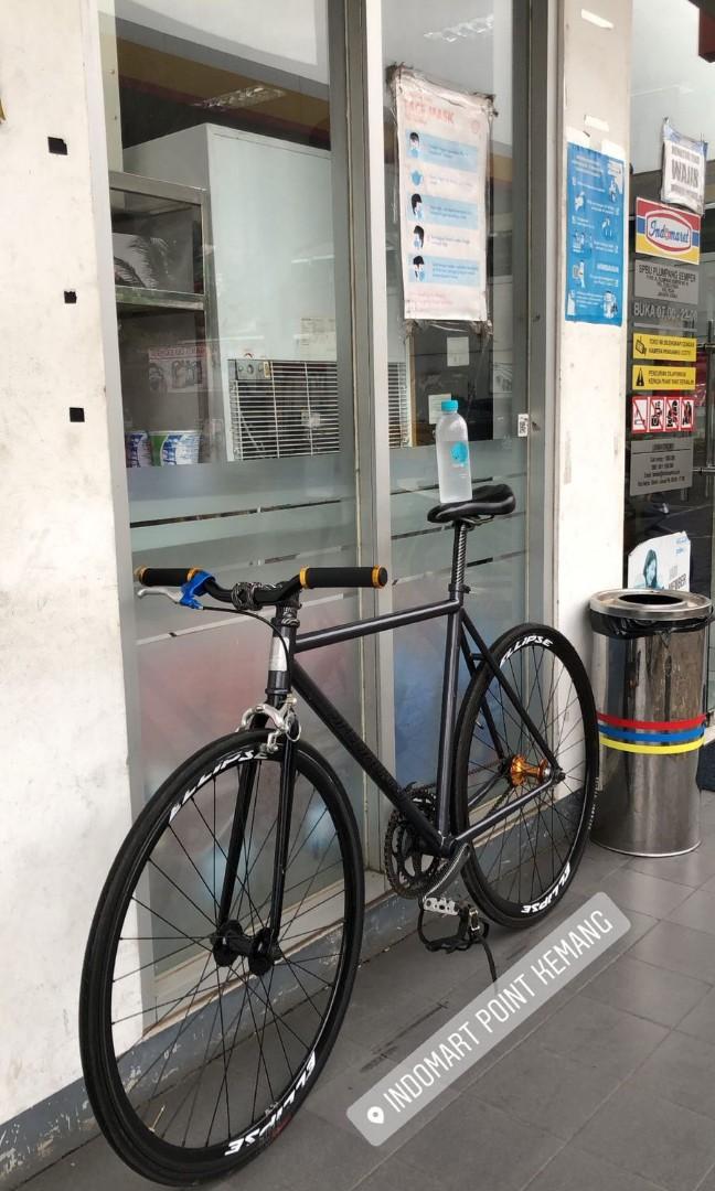 Fixie cheap airwalk basic