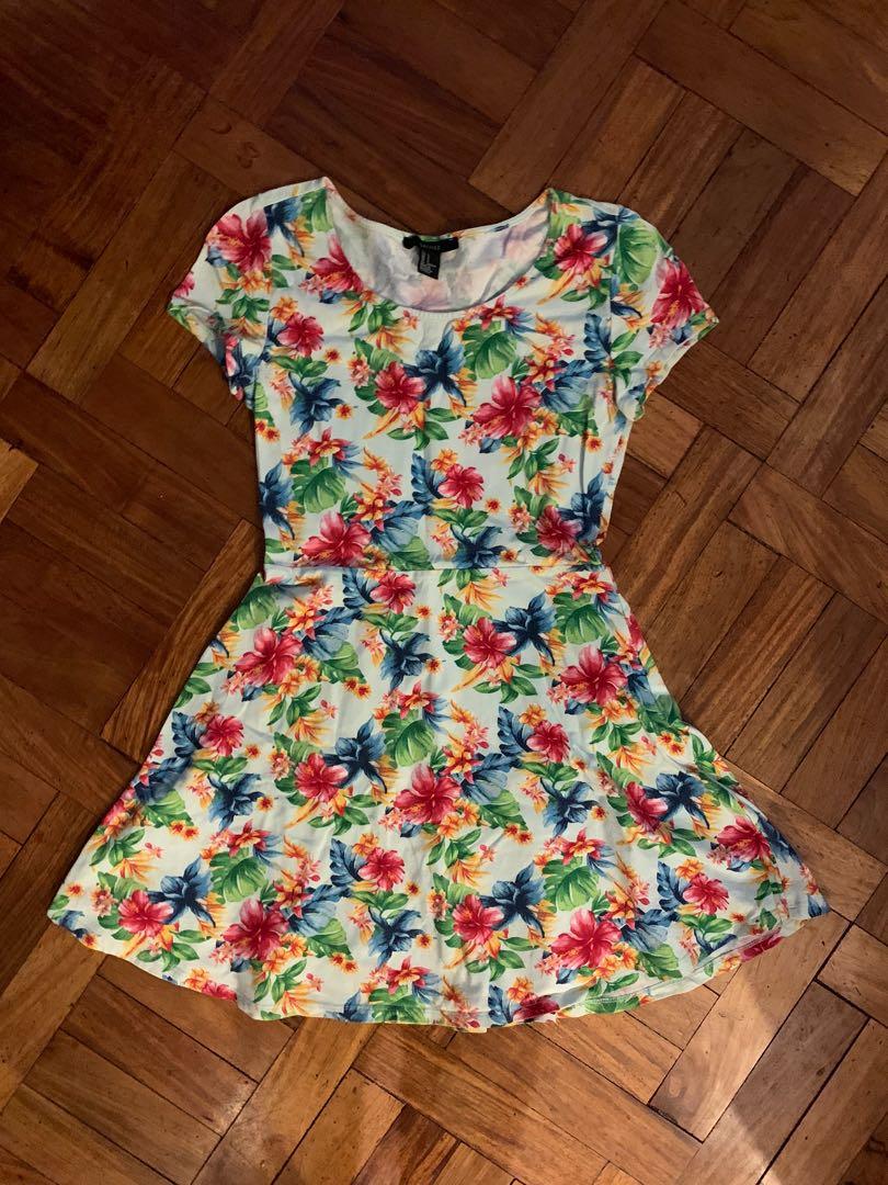 Forever 21 Floral Hawaiian Dress