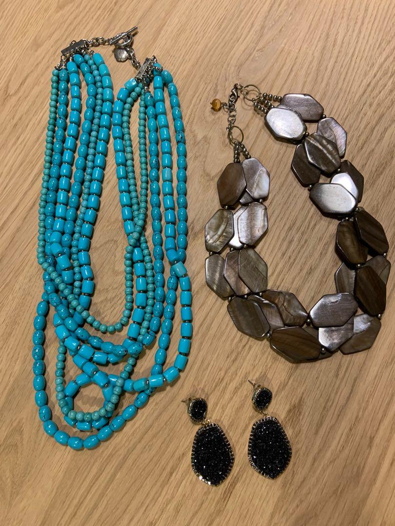 Chicos hotsell free necklace