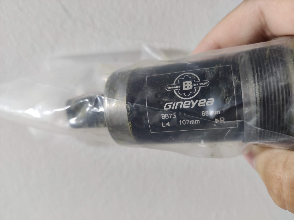 Gineyea BB73 68mm Square Tapered Bottom Bracket for Brompton / Pikes ...