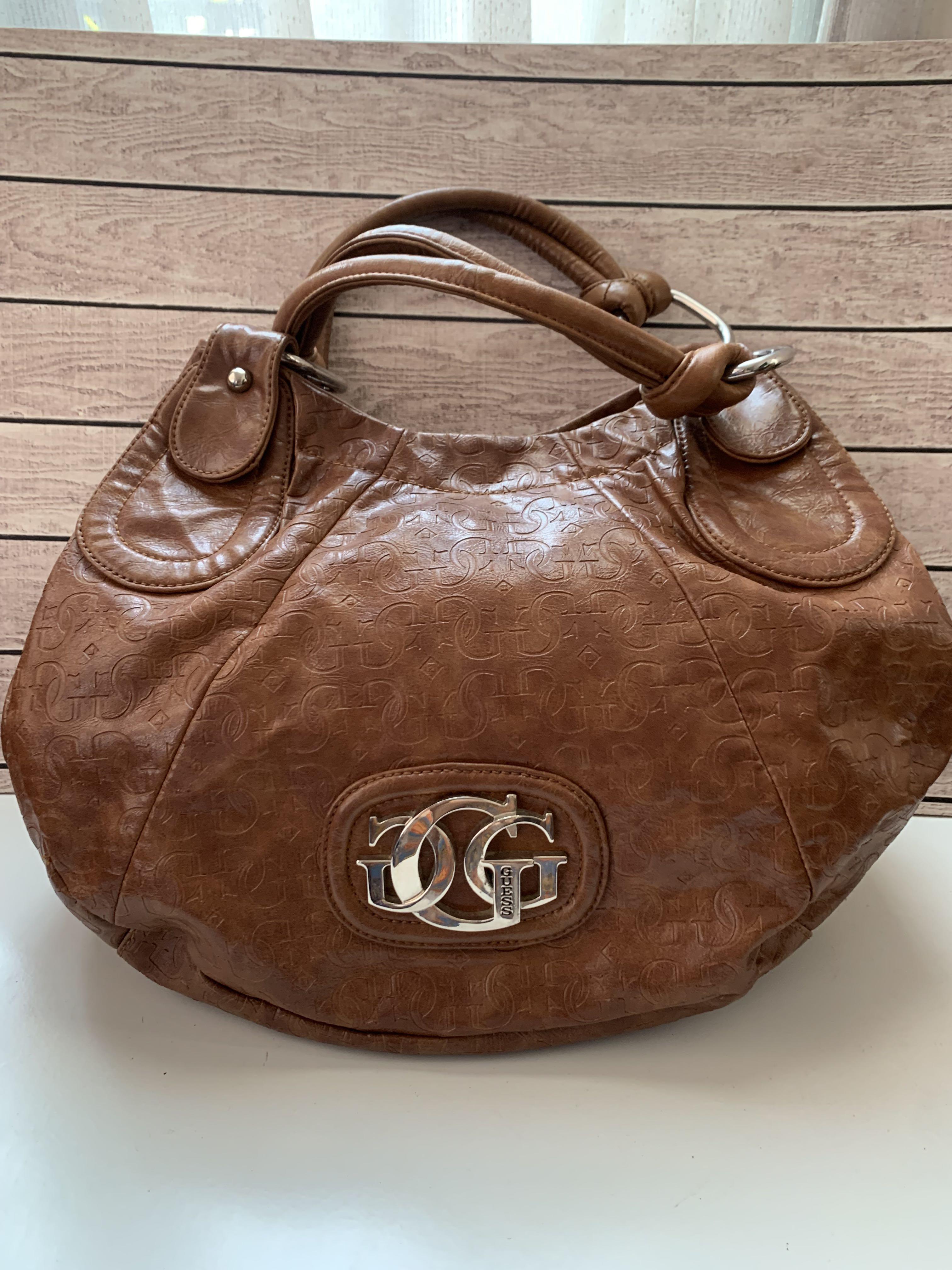 Hobo Bag Guess Original, Barang Mewah, Tas Dompet di Carousell