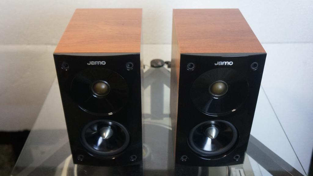 Jamo s 602 2025