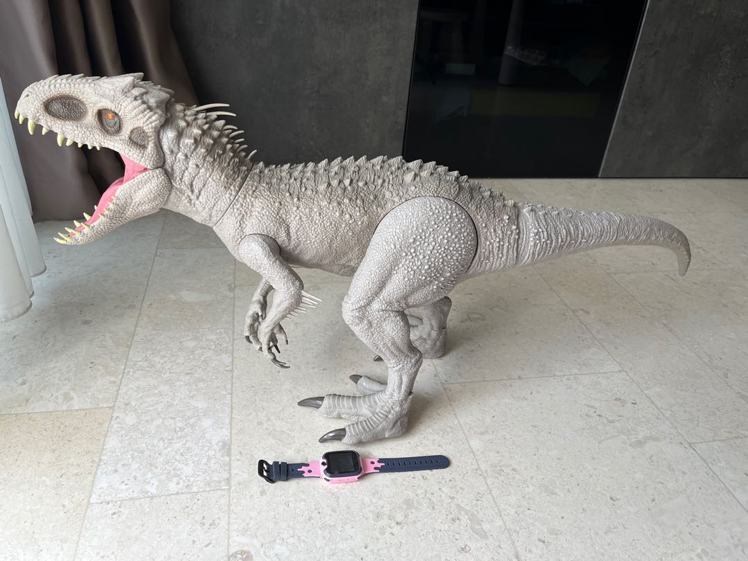 Jurassic world toys 2019 cheap indominus rex