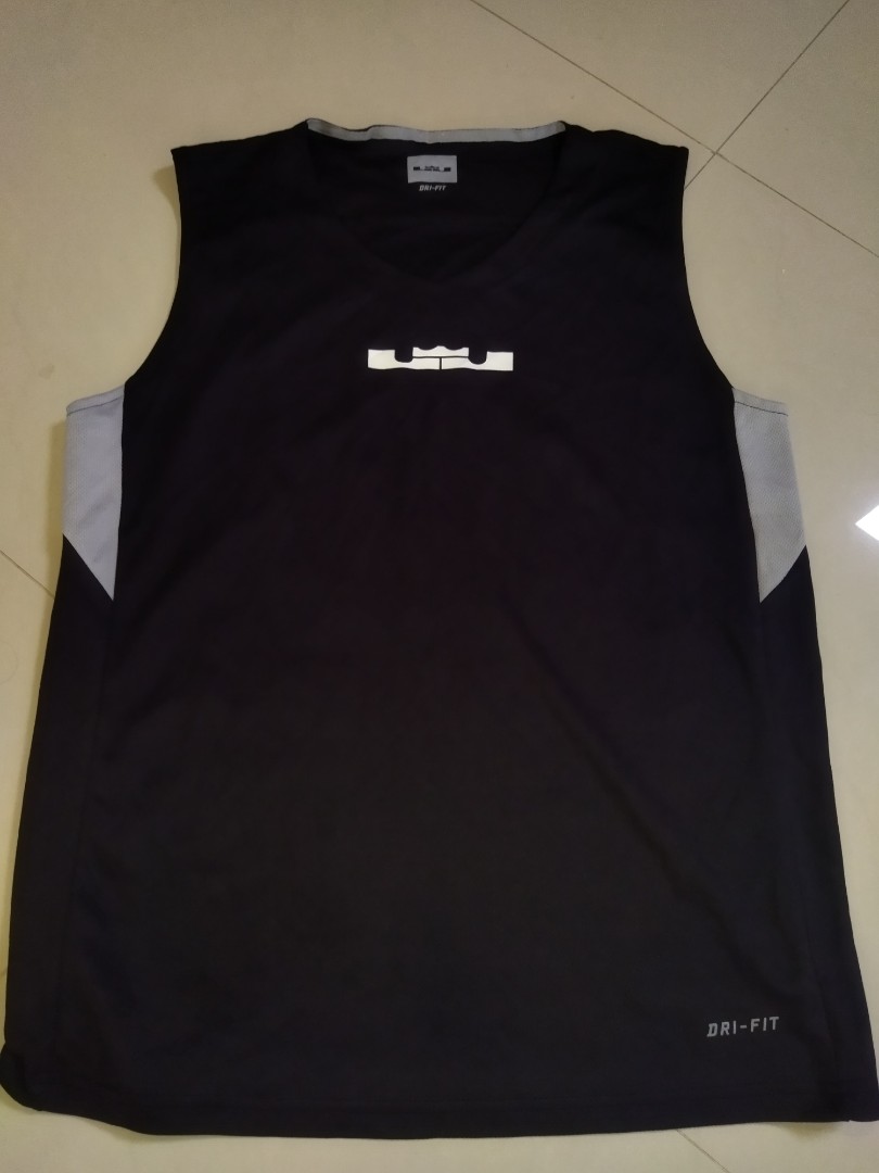 Kaos basket dri fit lebron james, Olah 
