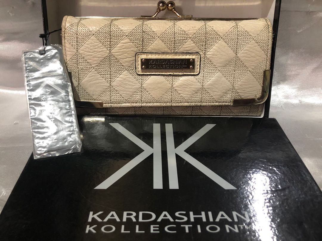 Kardashian outlet kollection wallet