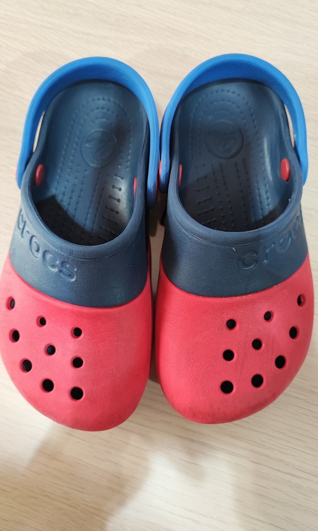 Childrens crocs size hotsell 12