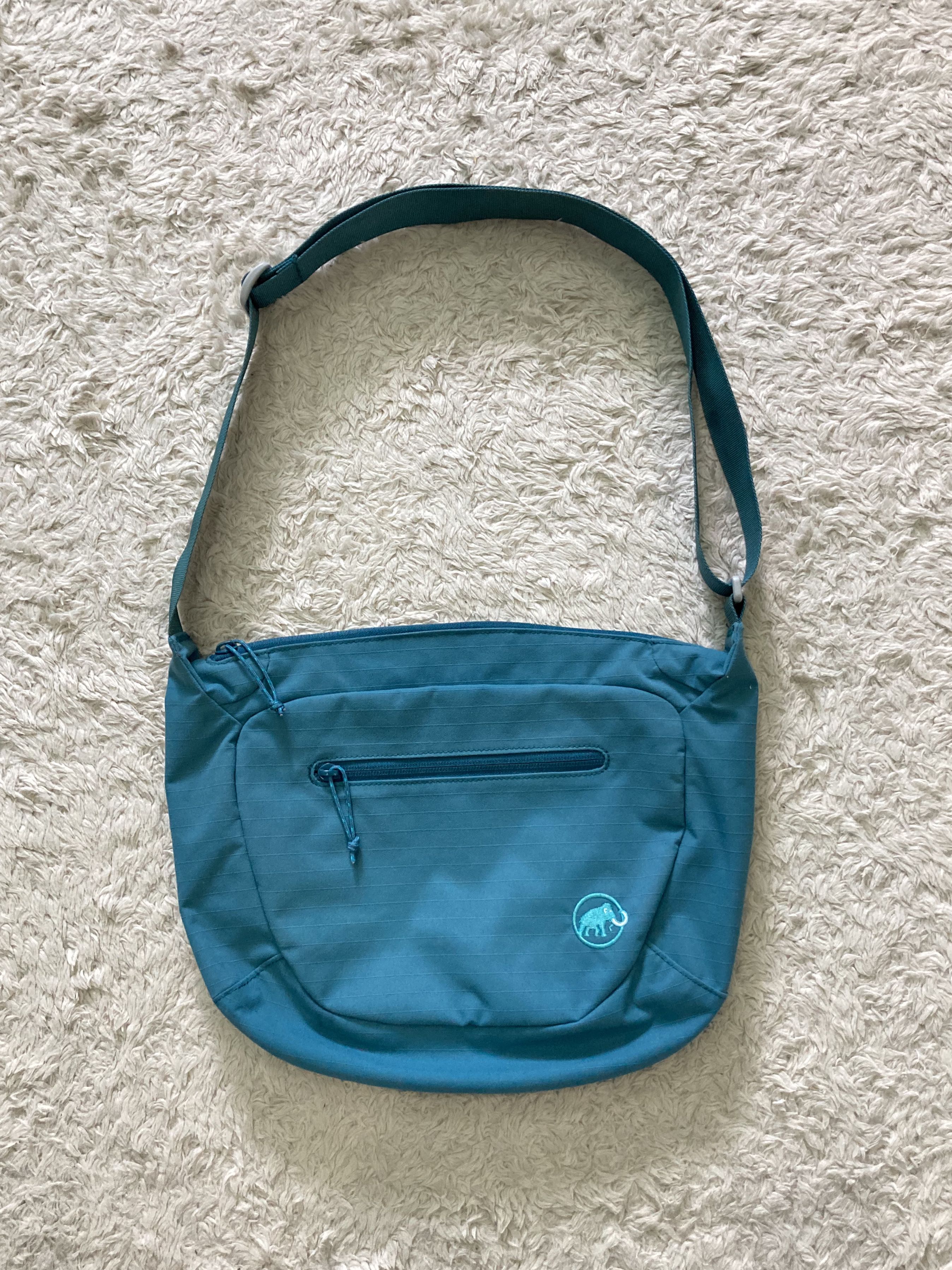 Mammut hotsell sling bag