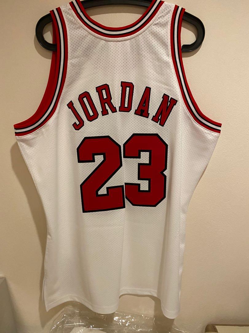 Michael Jordan 1995-96 NBA Championship Authentic Hardwood Classic