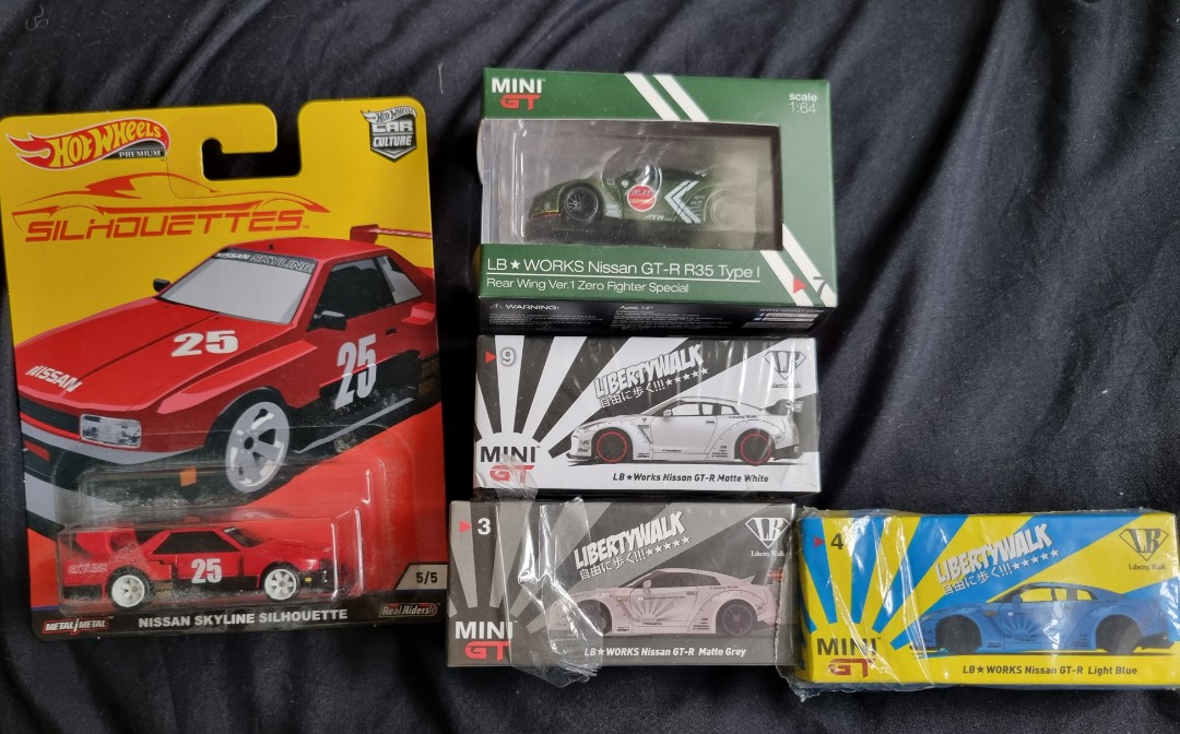 Mini GT GT-R set, Hobbies & Toys, Toys & Games on Carousell