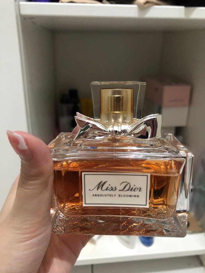 absolutely blooming by dior