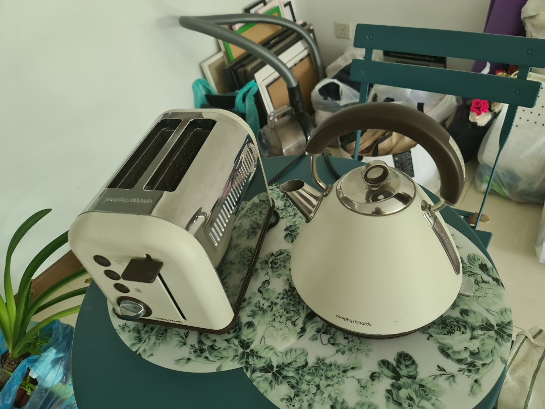 Morphy Richards Kettle and Toaster, TV & Home Appliances, Kitchen