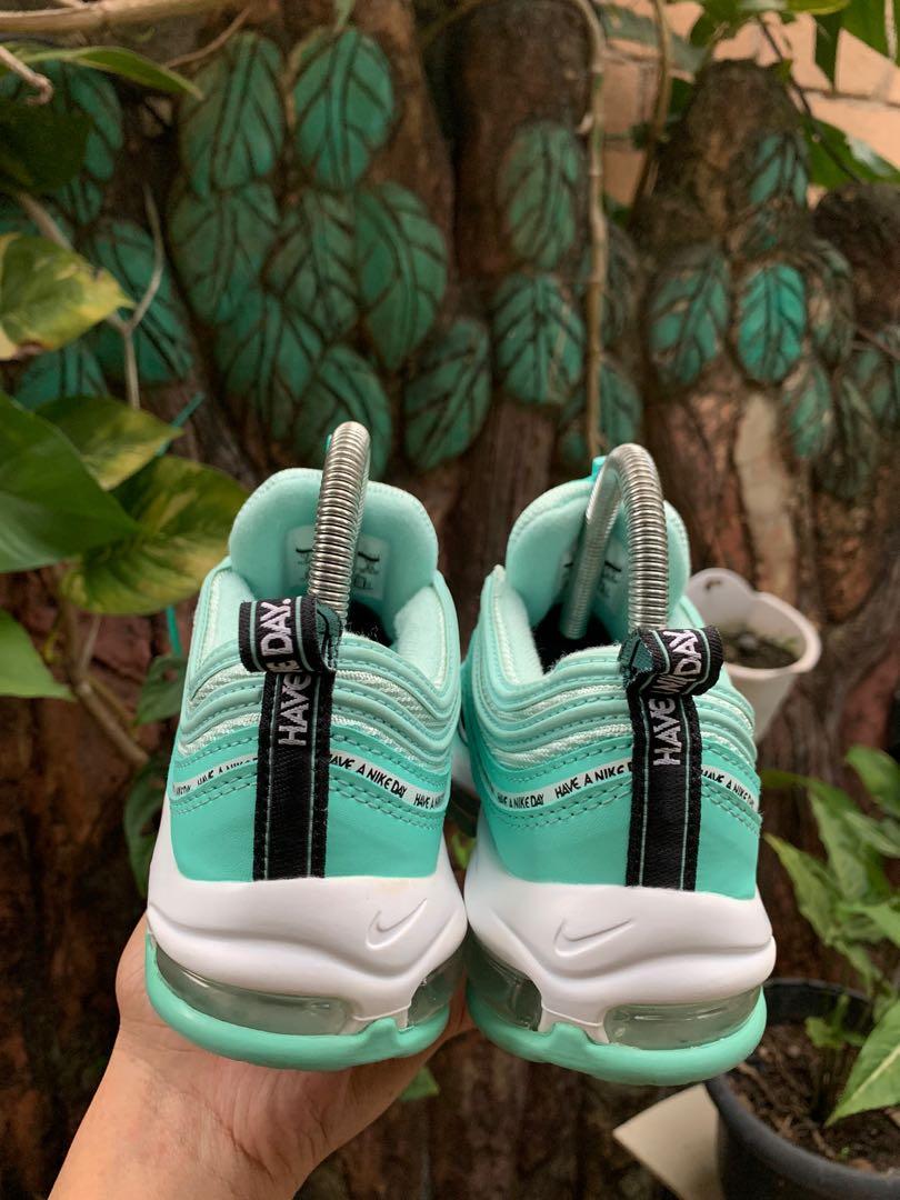 Have a nike day tropical hotsell