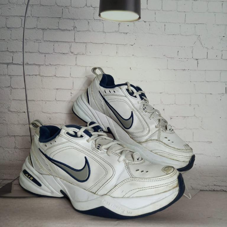 nike zoom monarch