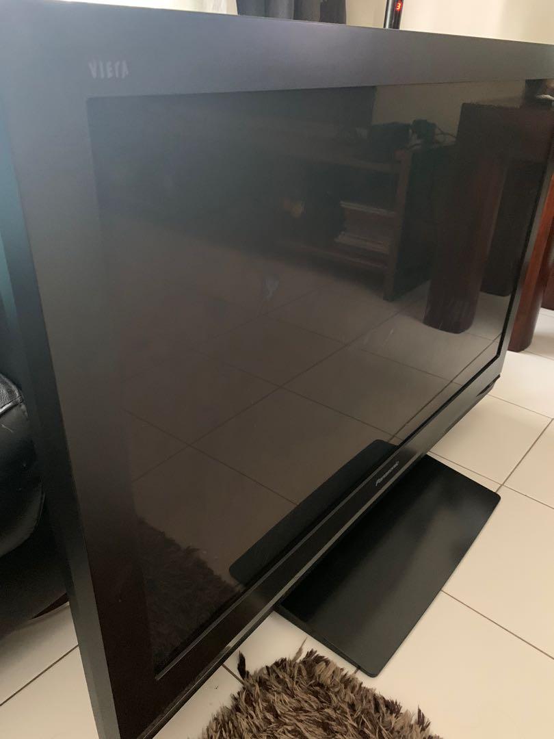 Panasonic 42 inch TV (Working), TV & Home Appliances, TV