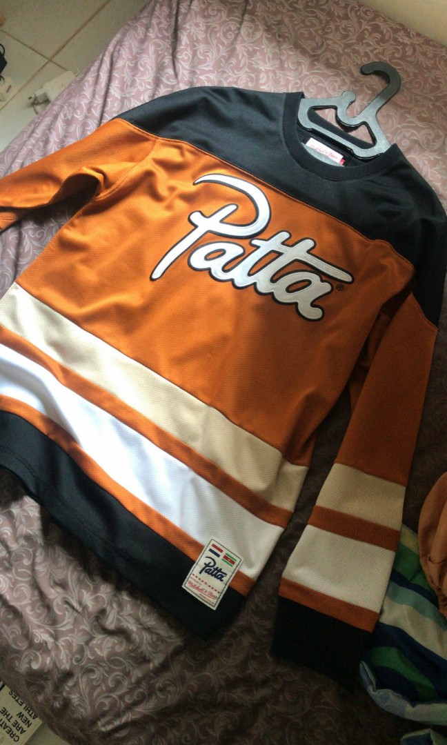 Patta X Mitchell and ness Size L 