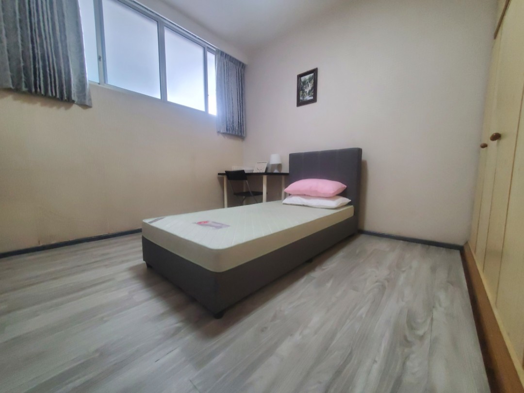 (Category: ) located in . Submitted by dogolnyong (Listing ID 1146674689, Image 1). Description: .