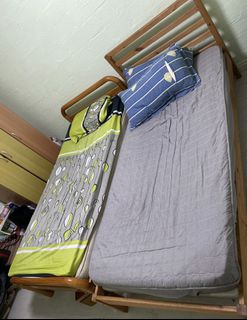 (Category: ) located in . Submitted by peiying521 (Listing ID 1165833274, Image 1). Description: .