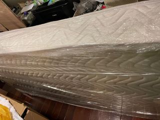 （分類：）位於 。 由 pvohra 提交（商品編號 1165966253，圖片 1）。簡介： 。