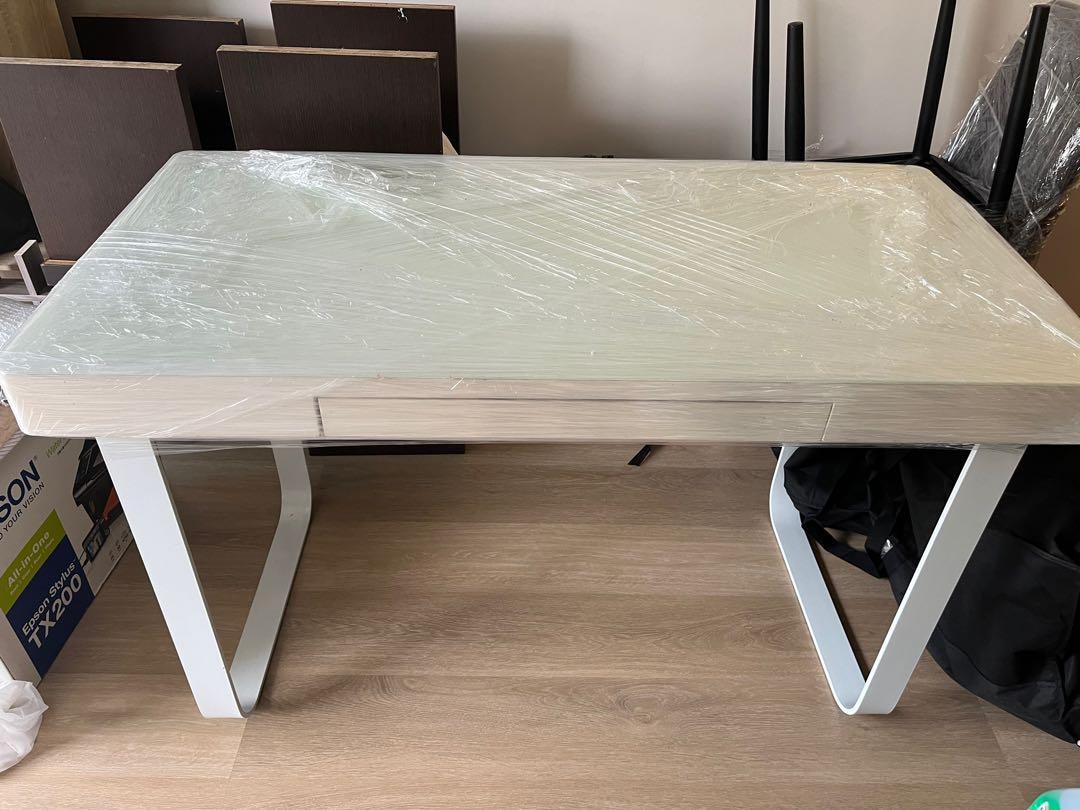 Study table (Category: Tables & Sets) located in Singapore. Submitted by sooz_16 (Listing ID 1165896198, Image 1). Description: Selling study table Width = 60cm Length= 120 cm Height = 74cm Table is a little dirty, would need to wipe Delivery + $20 Meetups strictly only at the nautical, Canberra .