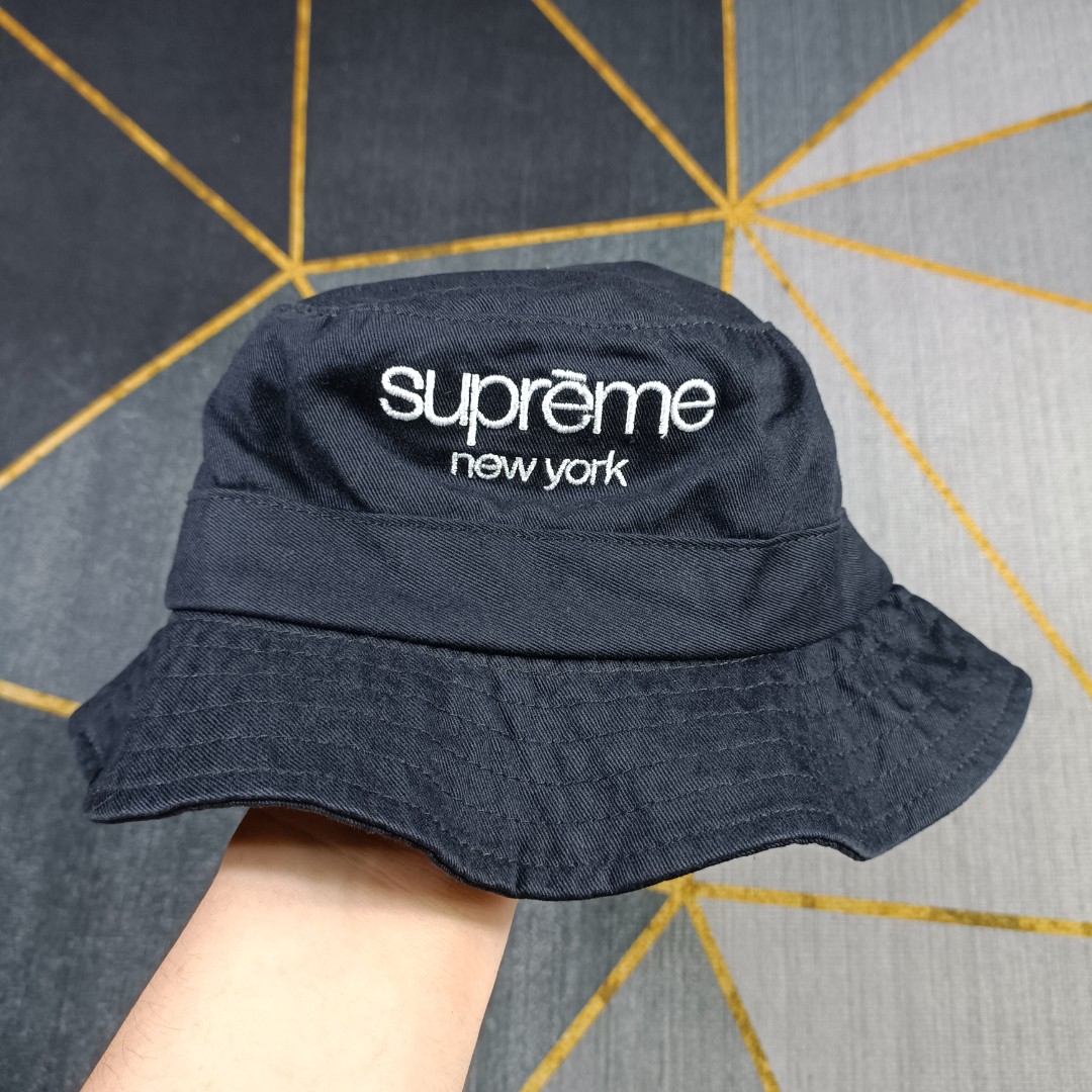 Supreme Classic Logo Bucket Hat, Men's Fashion, Watches & Accessories, Caps  & Hats on Carousell