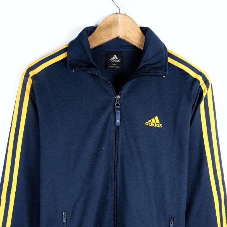 Tracktop Adidas Original Jaket Size M vintage vtg Fesyen Pria