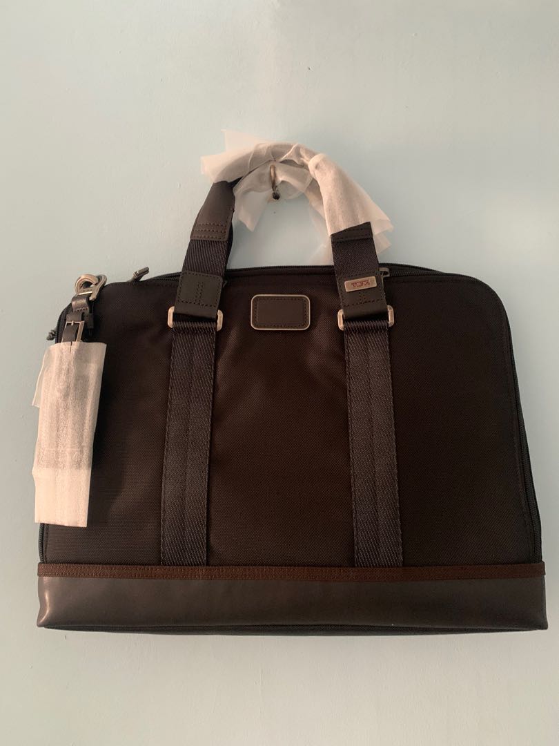 Tumi Owens Slim Briefcase, Luxury, Bags & Wallets on Carousell