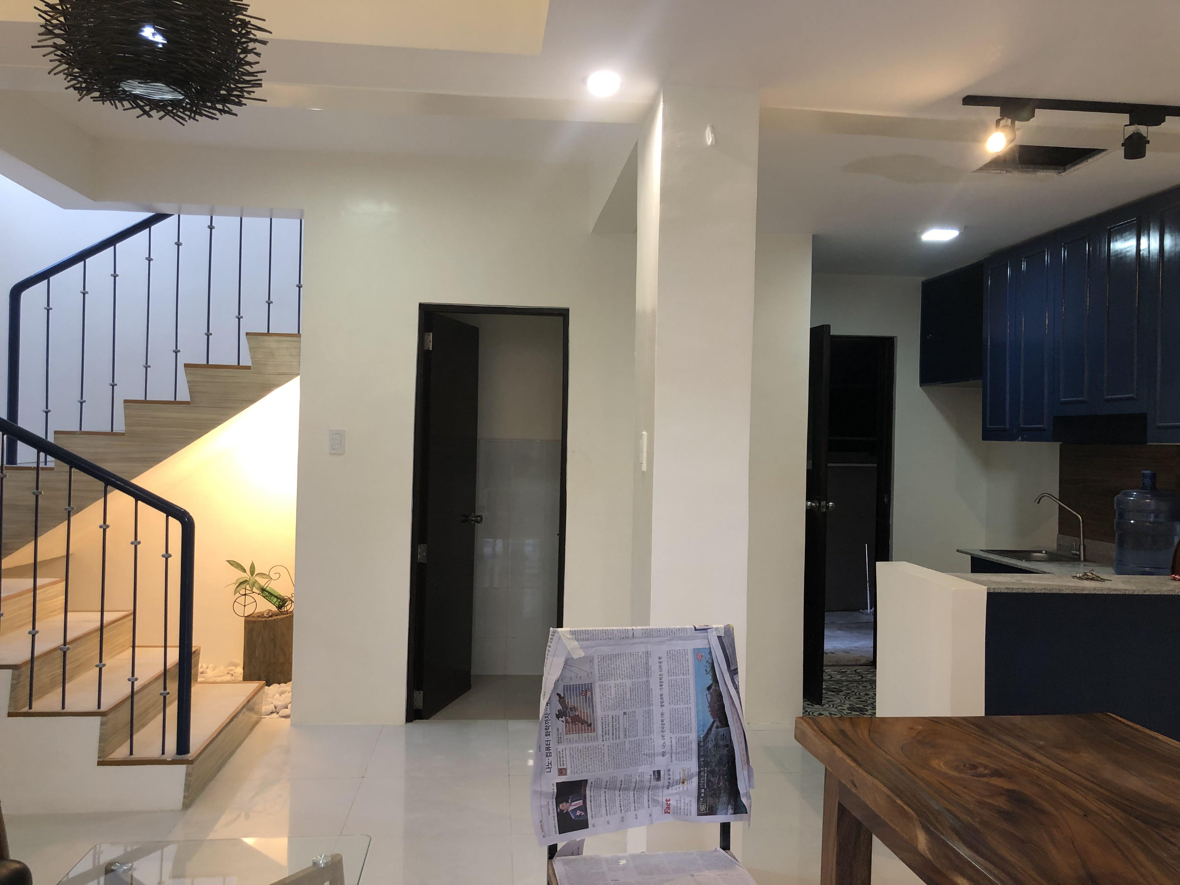 Valenza Crown Asia Sta Rosa Semi Furnished Modern House for Rent
