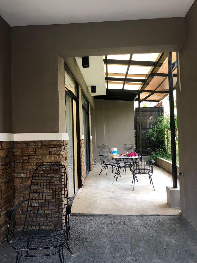 Valenza Crown Asia Sta Rosa Semi Furnished Modern House for Rent