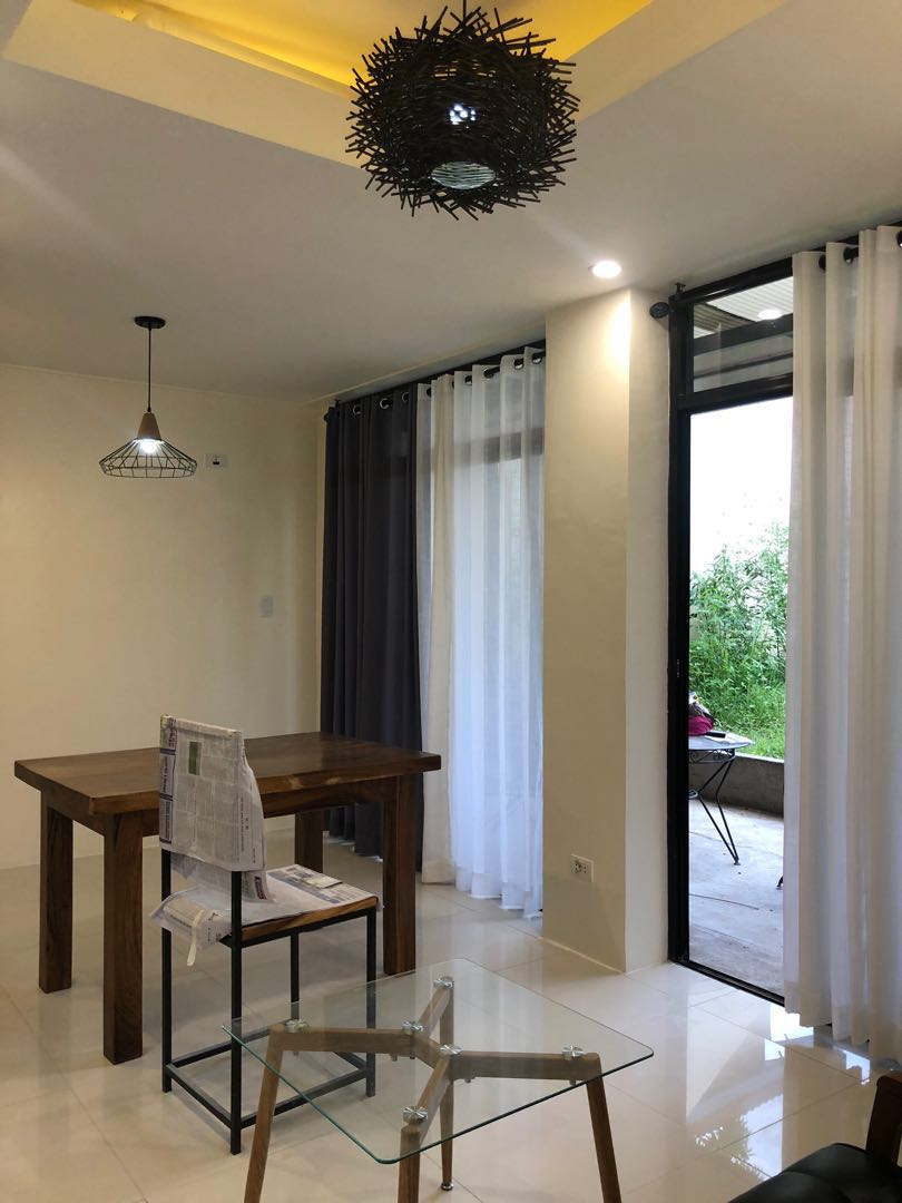 Valenza Crown Asia Sta Rosa Semi Furnished Modern House for Rent