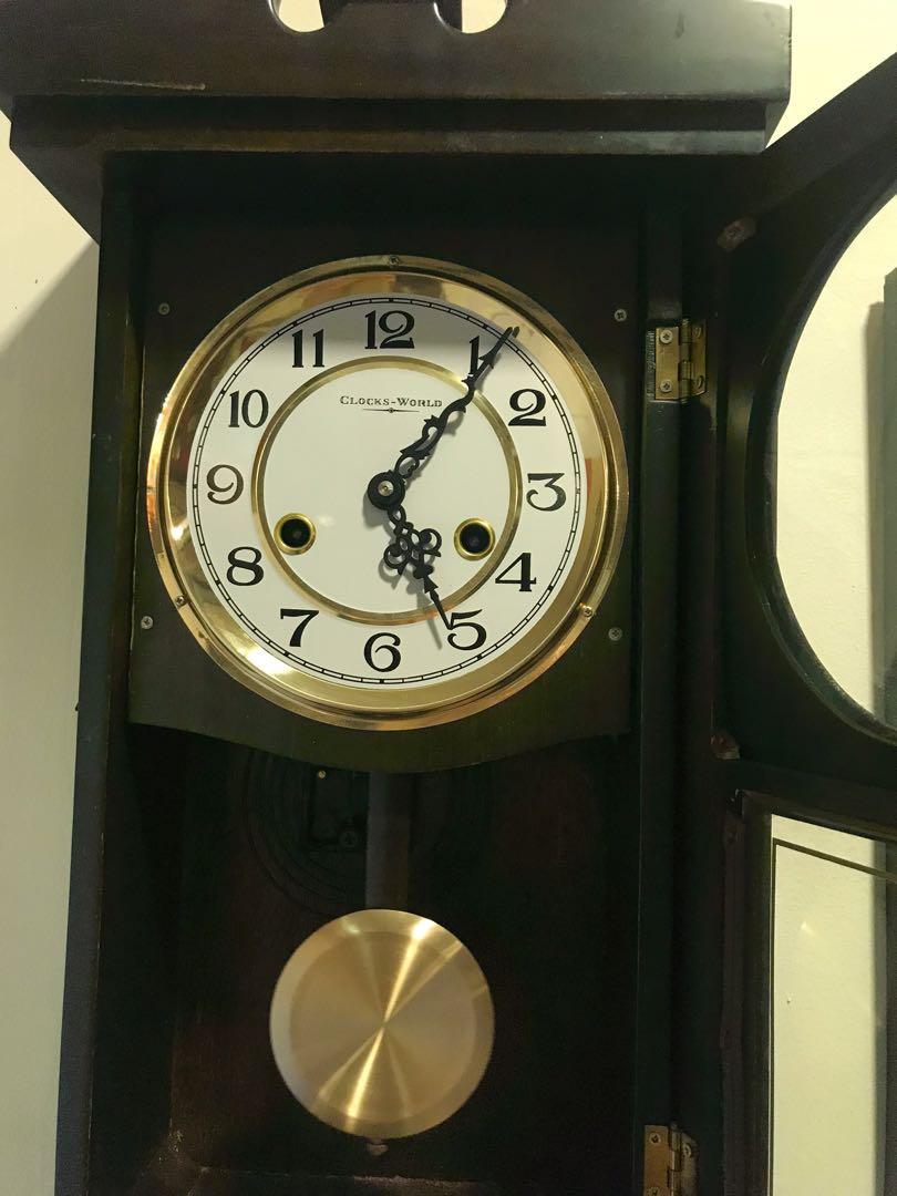 Vintage Clock World Wall Hung Clock FVun000622, Announcements on Carousell